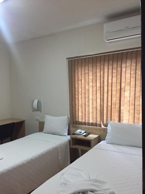 Hotel Dom Thomaz Jaguariaiva Luaran gambar