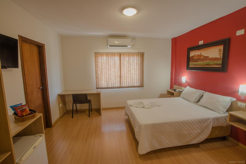 Hotel Dom Thomaz Jaguariaiva Luaran gambar